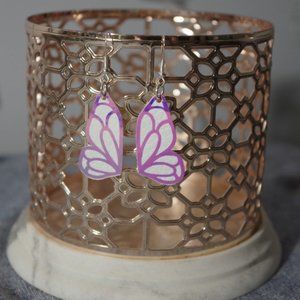 Mini White Moonlight Pearl Butterfly Earrings